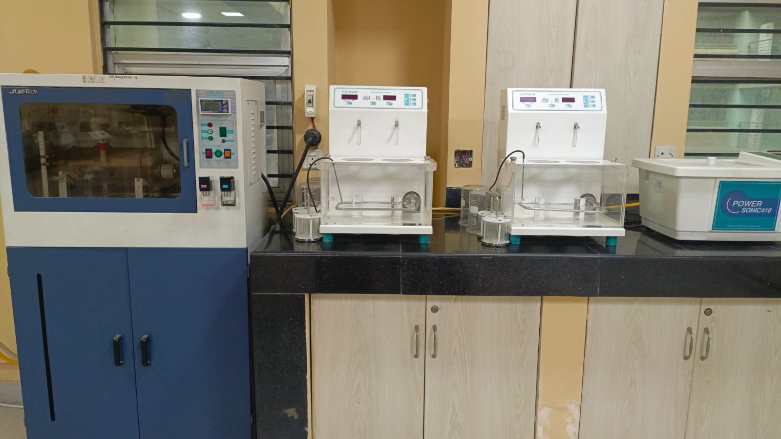 Tablet Compression Machine