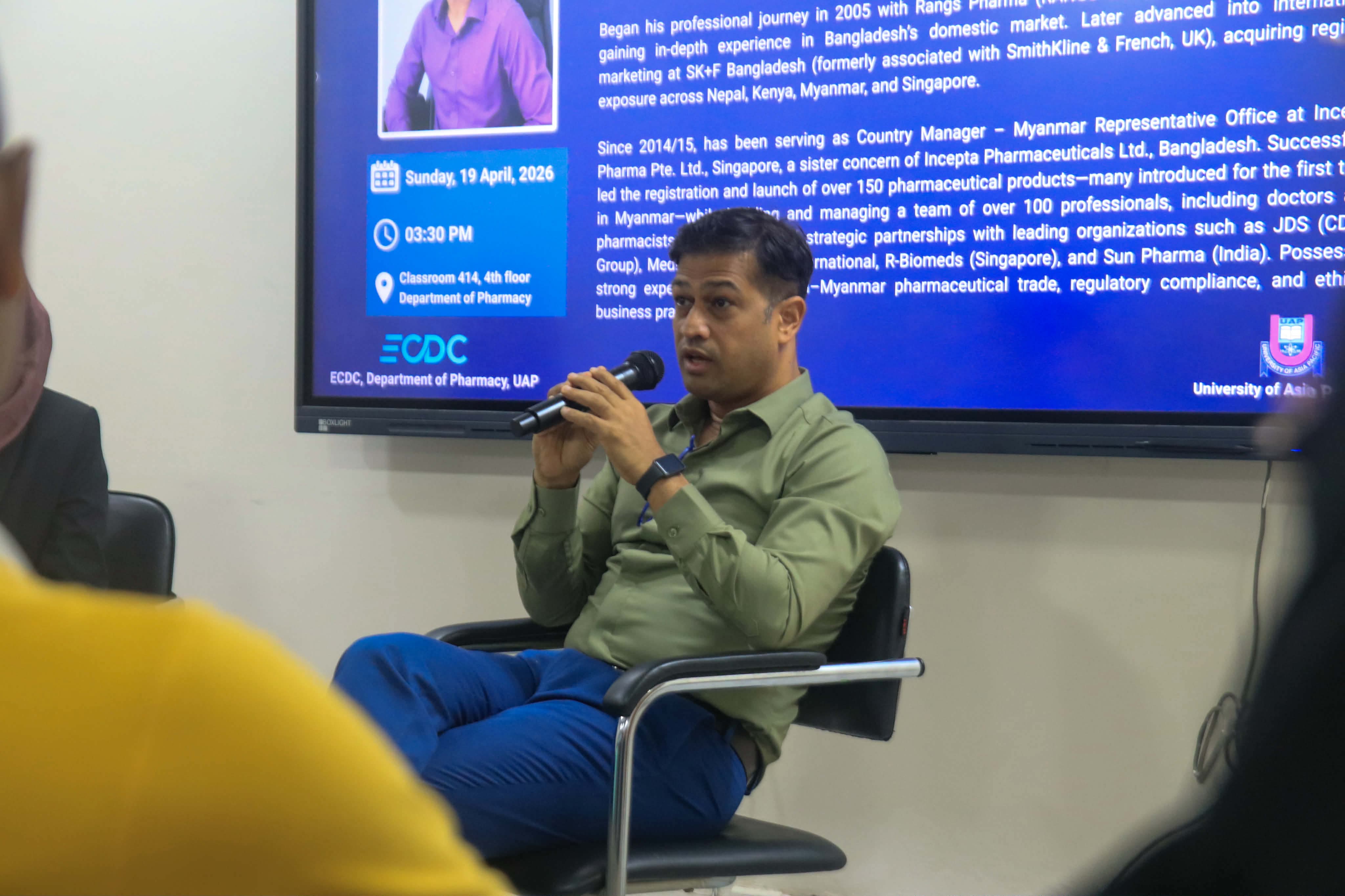 Mr. Rakib Nazir delivering the keynote address